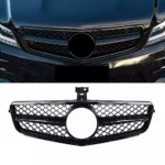 Juodos, blizgios grotelės skirtos Mercedes-Benz C klasė W204