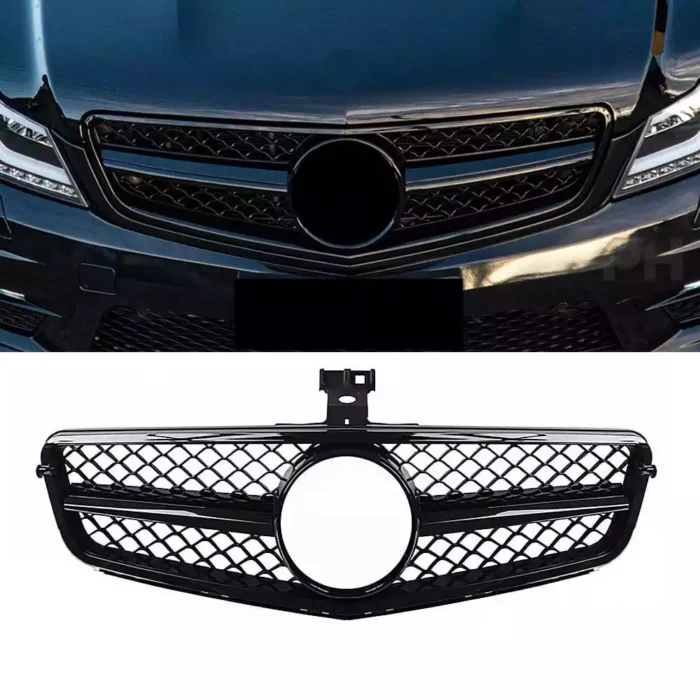 Juodos, blizgios grotelės skirtos Mercedes-Benz C klasė W204 - Image 1