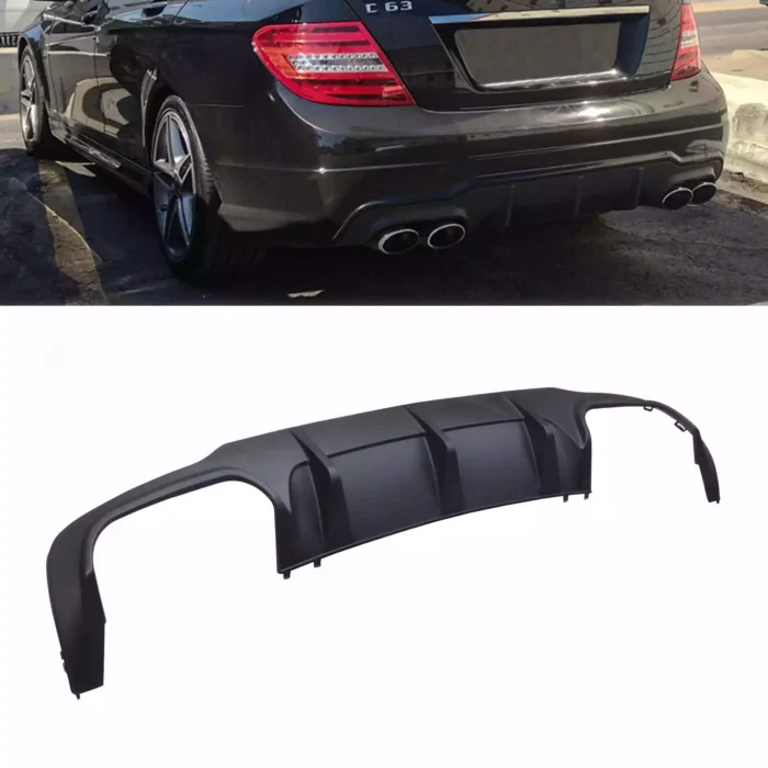 Juodas, blizgus galinio buferio difuzorius skirtas Mercedes-Benz W204 C63 AMG - Image 1