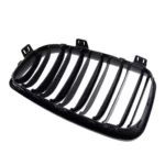 Juodos, blizgios, dvigubos grotelės skirtos BMW E81, E82, E87, E88 LCI (2007-2013) - Image 4