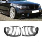 Juodos, matinės, viengubos grotelės skirtos BMW E81, E82, E87, E88 (2007-2013)