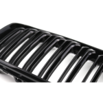 Juodos, blizgios, dvigubos grotelės skirtos BMW F20, F21 LCI (2015-2019) - Image 5