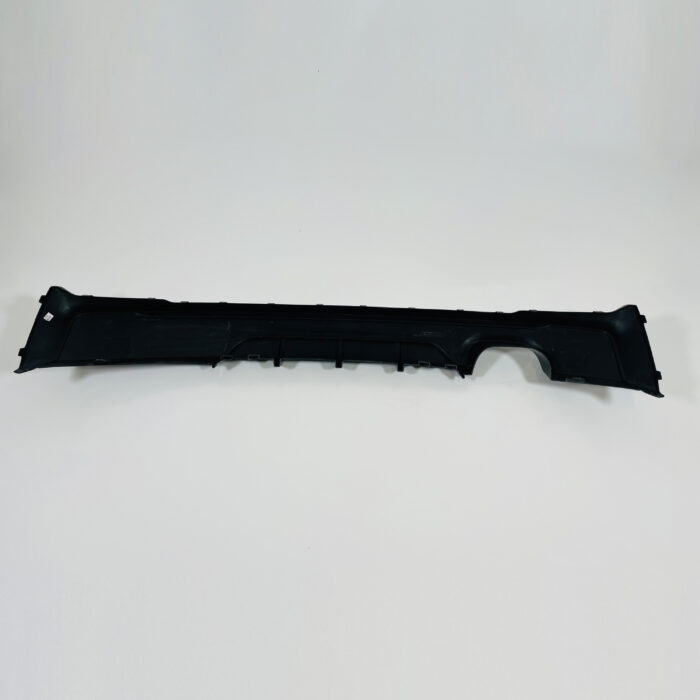 Juodas, blizgus (2x0) galinio buferio difuzorius skirtas BMW F22, F23 - Image 4