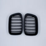 Juodos, matinės, dvigubos grotelės skirtos BMW E46 PRE-LCI (1998-2001) - Image 3