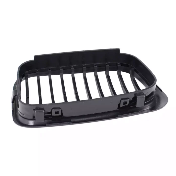 Juodos, blizgios, viengubos grotelės skirtos BMW E46 (1998-2001) - Image 3