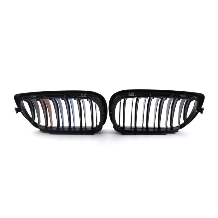 Juodos, blizgios, dvigubos "3M" stiliaus grotelės skirtos BMW E46 (2001-2005) - Image 3