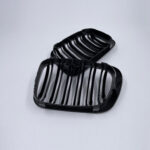 Juodos, blizgios, dvigubos grotelės skirtos BMW E46 PRE-LCI (1999-2003) - Image 2