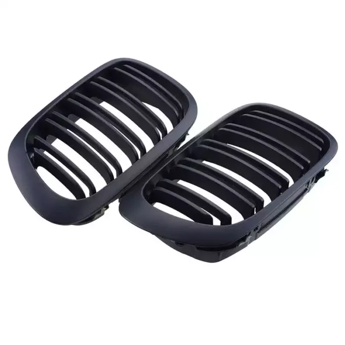 Juodos, matinės, dvigubos grotelės skirtos BMW E46 (1999-2003) PRE-LCI - Image 3