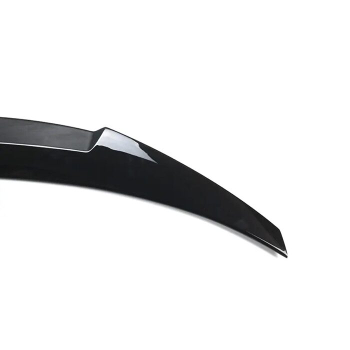 Juodas, blizgus M4 stiliaus spoileris skirtas BMW E90 - Image 2