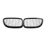 Juodos, blizgios, viengubos grotelės skirtos BMW E90, E91 LCI (2008-2012)