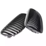 Juodos, blizgios, viengubos grotelės skirtos BMW E92, E93 (2006-2010) - Image 3