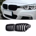 Juodos, matinės, dvigubos grotelės skirtos BMW F30, F31
