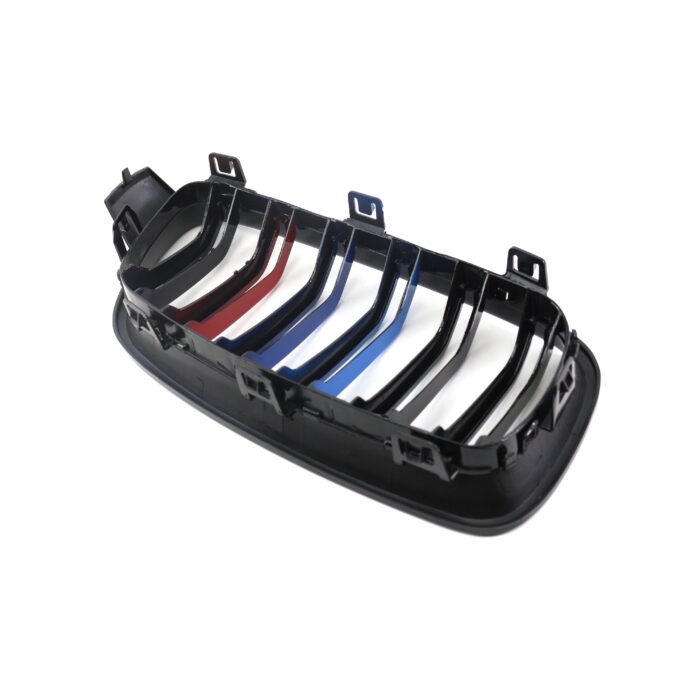 Juodos, blizgios, dvigubos "3M" stiliaus grotelės skirtos BMW F30, F31 - Image 5