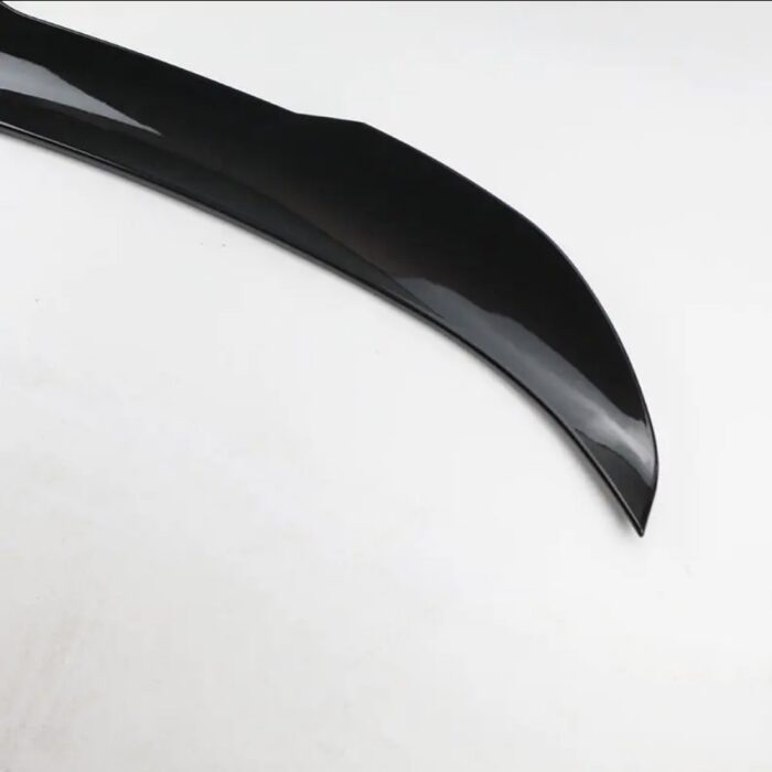 Juodas, blizgus PSM stiliaus spoileris skirtas BMW F30 - Image 3