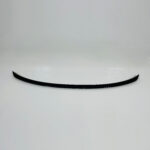 Juodas, blizgus spoileris skirtas BMW G20