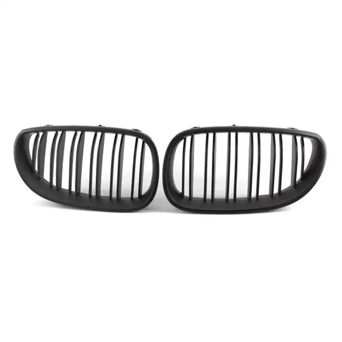 Juodos, matinės, dvigubos grotelės skirtos BMW E60, E61 - Image 1