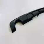 Juodas, blizgus (1x1) galinio buferio difuzorius skirtas BMW F10, F11 - Image 3