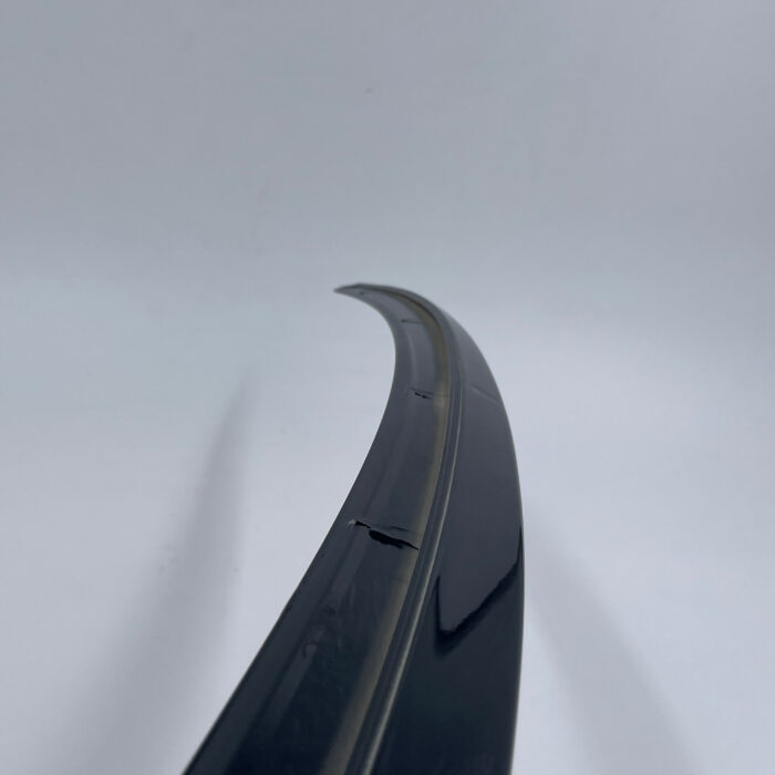 Juodas, blizgus spoileris skirtas BMW F10 - Image 4