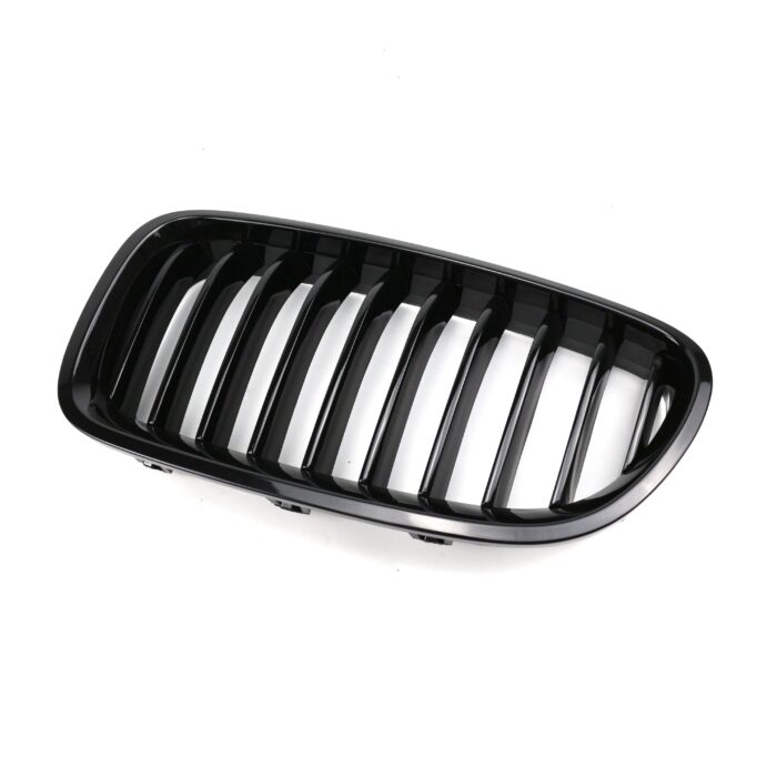 Juodos, blizgios, viengubos grotelės skirtos BMW F10, F11 - Image 4