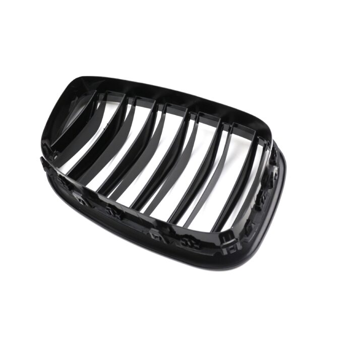 Juodos, blizgios, dvigubos grotelės skirtos BMW F07 GT - Image 5