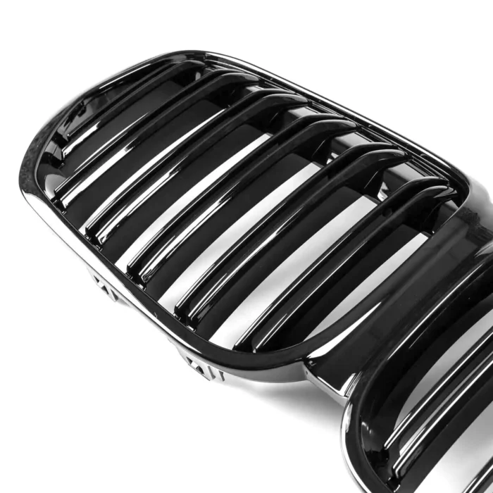 Juodos, blizgios, dvigubos grotelės skirtos BMW F48 (2020-) - Image 2