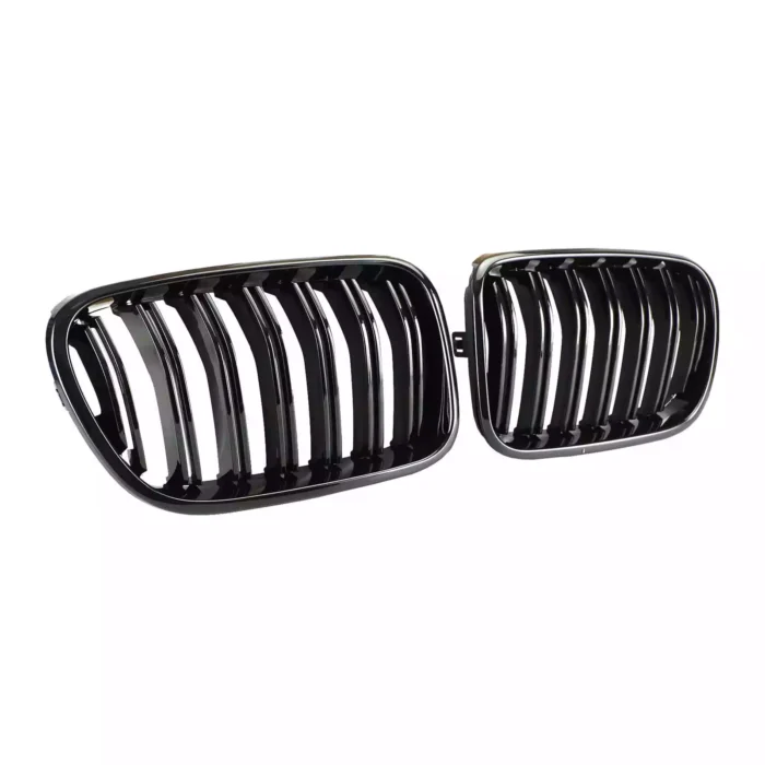 Juodos, blizgios, dvigubos grotelės skirtos F25 PRE-LCI (2010-2014) - Image 1