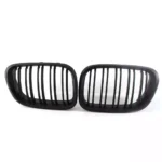 Juodos, matinės, dvigubos grotelės skirtos BMW E53 (99-02)