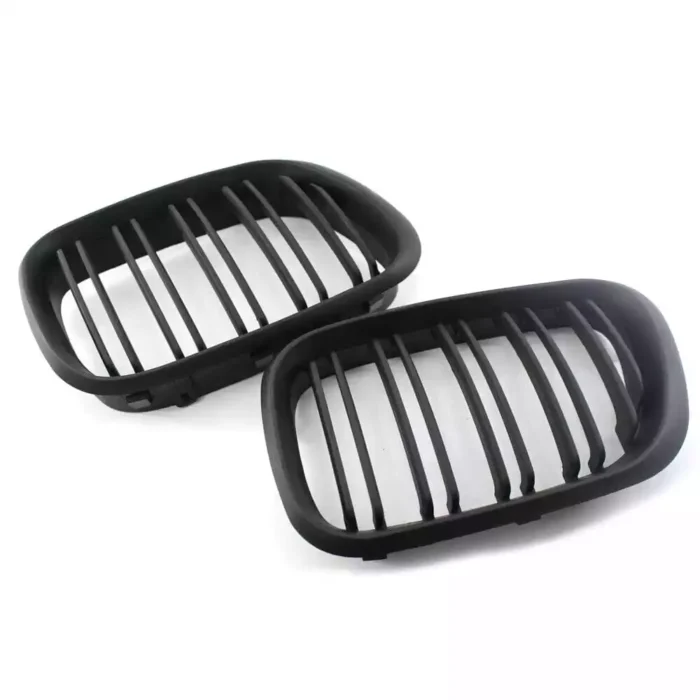 Juodos, matinės, dvigubos grotelės skirtos BMW E53 (99-02) - Image 3