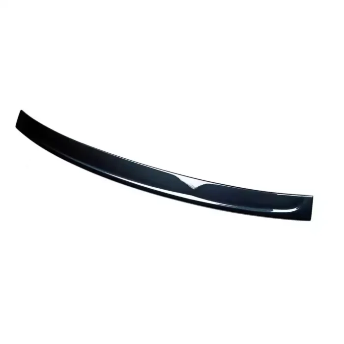 Juodas, blizgus spoileris skirtas BMW F10 - Image 2