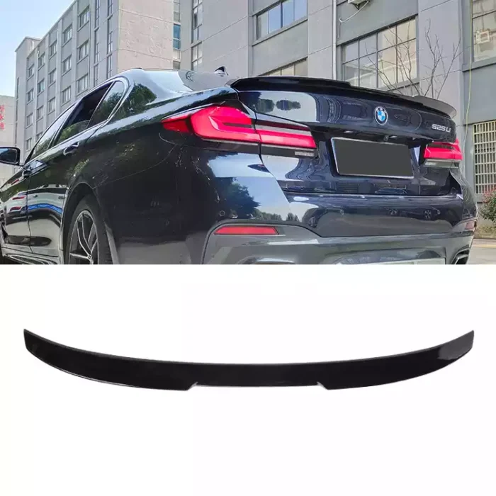 Juodas, blizgus "CS" stiliaus spoileris skirtas BMW G30 - Image 1