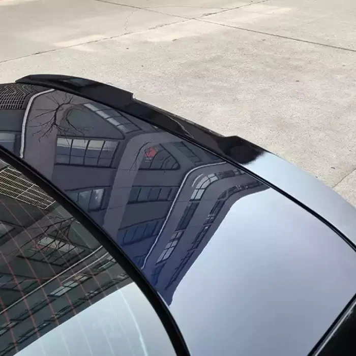 Juodas, blizgus "CS" stiliaus spoileris skirtas BMW G30 - Image 3