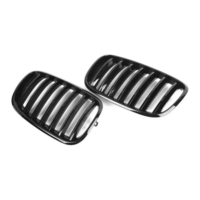 Juodos, blizgios, viengubos grotelės skirtos BMW E70, E71 - Image 3