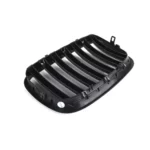 Juodos, blizgios, viengubos grotelės skirtos BMW E70, E71 - Image 4