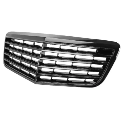 Juodos, blizgios grotelės skirtos Mercedes-Benz W211 (2006-2009)