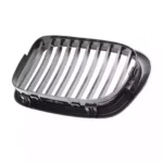 Juodos, blizgios, viengubos grotelės skirtos BMW E39 - Image 4