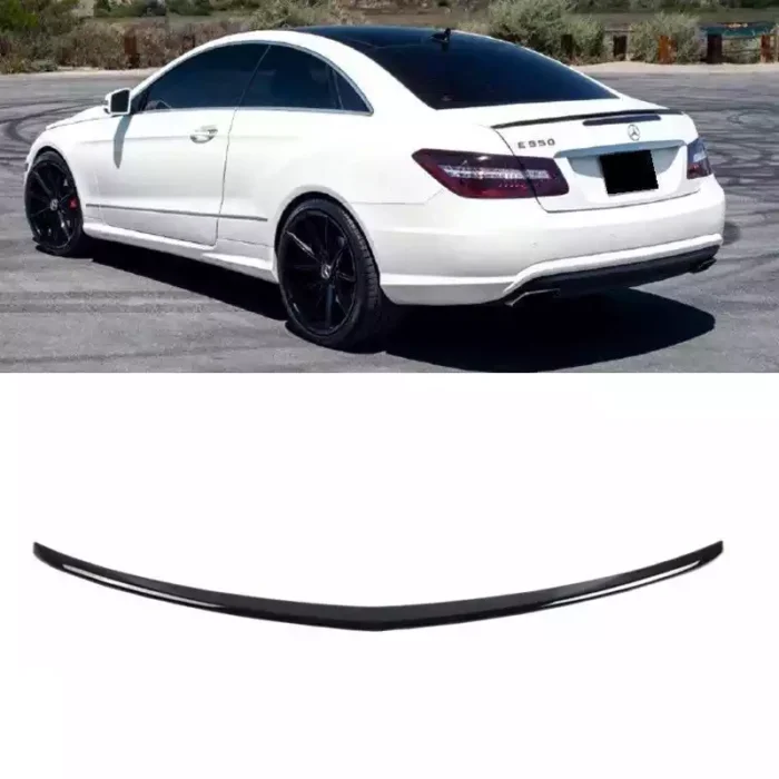 Juodas, blizgus spoileris skirtas Mercedes-Benz C207 - Image 1