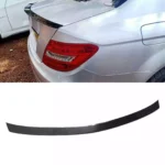 Juodas, blizgus spoileris skirtas Mercedes-Benz C-klasė W204