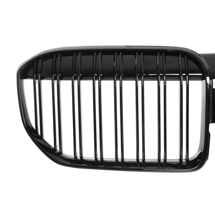 Juodos, blizgios, dvigubos grotelės skirtos BMW G11, G12 (2019-) - Image 3