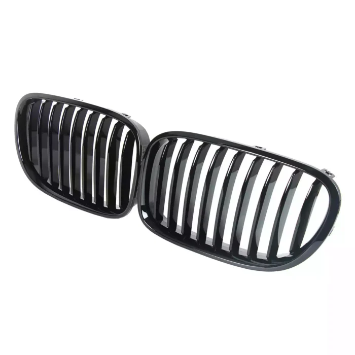 Juodos, blizgios, viengubos grotelės skirtos BMW F01, F02 - Image 1