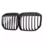Juodos, blizgios, viengubos grotelės skirtos BMW G07 (2019-)